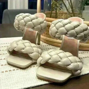 Steve Madden Kenley Braided Slip On Heel Sandals in Off-White Bone sz 6 -